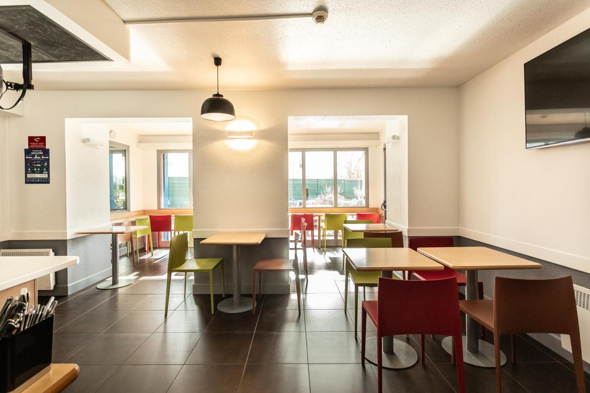 Ibis Budget Bourges Zewnętrze zdjęcie