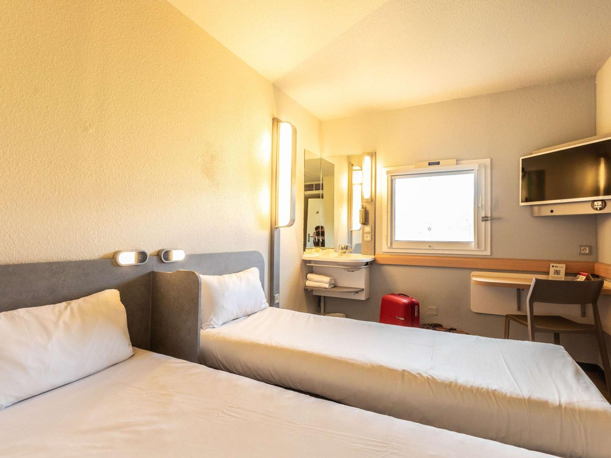 Ibis Budget Bourges Zewnętrze zdjęcie